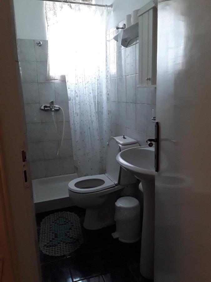 Γιαννουλα Κρετση Hotel Kamena Vourla Bagian luar foto